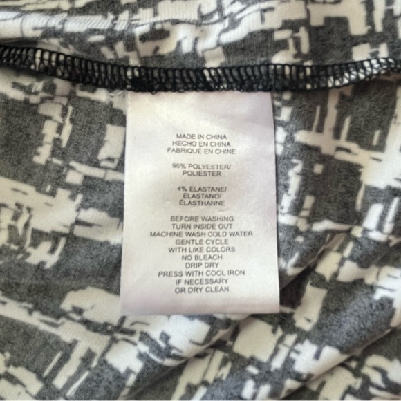 Jones New York Signature Black & White Blouse Top - Picture 4 of 10